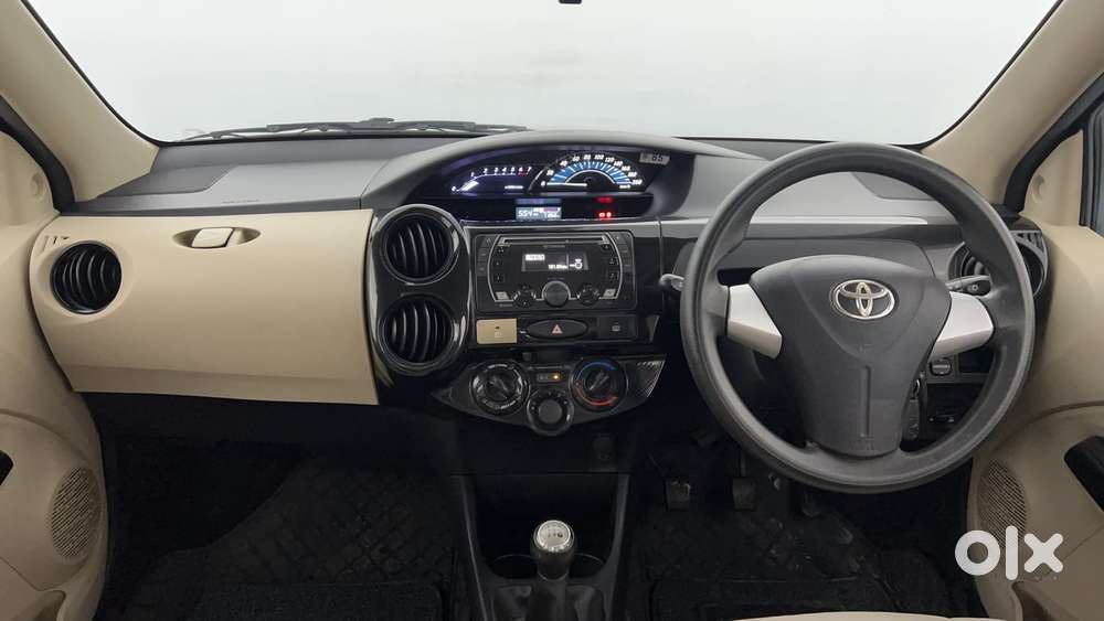 Toyota Etios Liva 2011-2012 V, 2019, Petrol