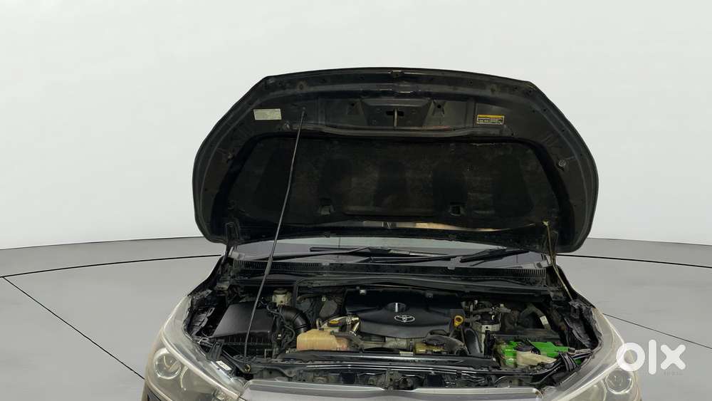 Toyota Innova Crysta 2.8 Zx At, 2016, Diesel