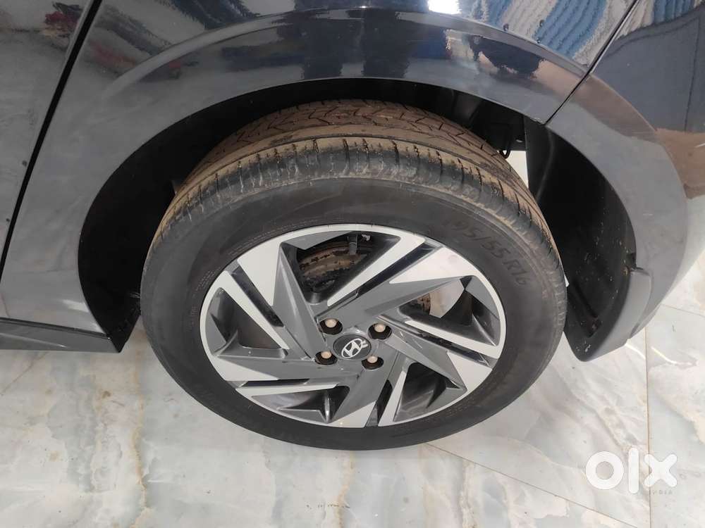 Hyundai New I20 1.2 Asta (o) Mt, 2023, Petrol
