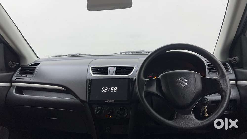 Maruti Suzuki Swift 1.2 Lxi (o), 2016, Petrol