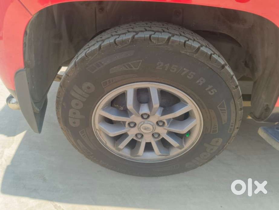 Mahindra Tuv 300 T10, 2018, Diesel