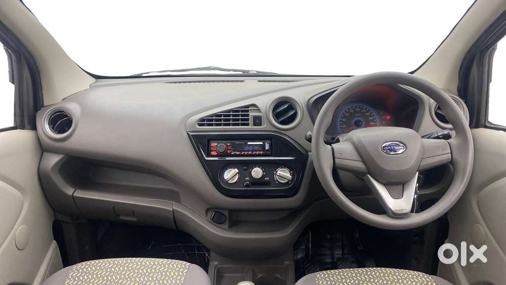 Datsun Redigo T Option, 2016, Petrol