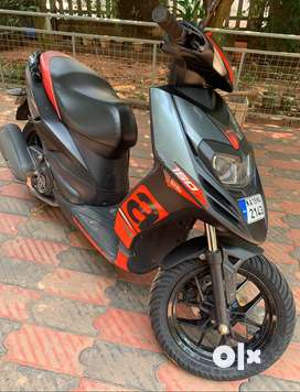 Aprilia scooter second store hand price