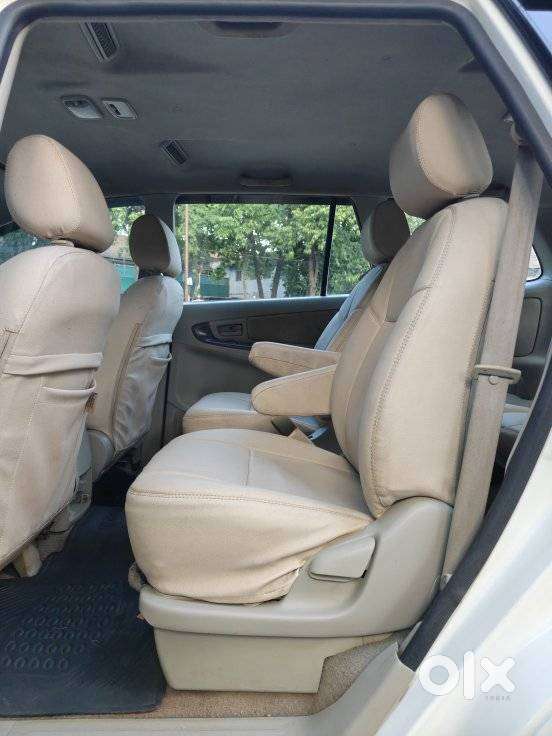 Toyota Innova 2.5 G (diesel) 7 Seater, 2010, Diesel