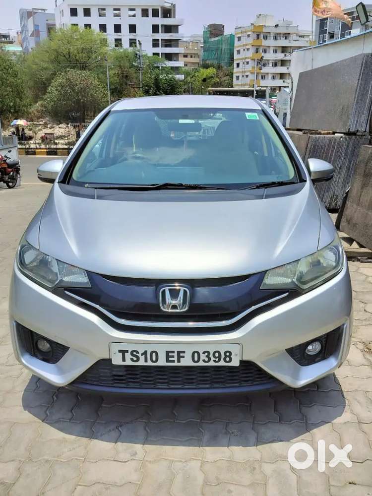 2015 Honda Jazz At Manual Petrol 75600 Km
