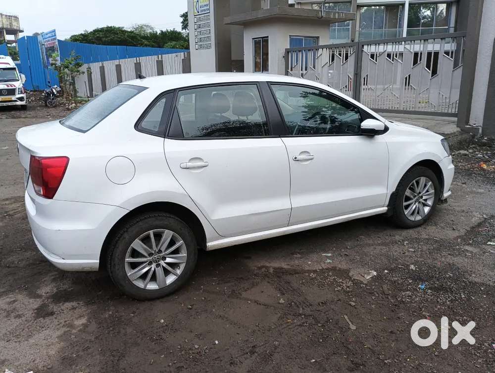 Vw Ameo 2017 - Family Car  !!