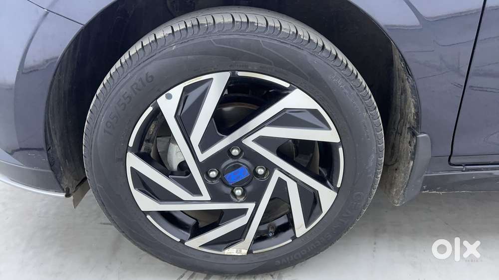 Hyundai New I20 1.2 Asta Mt, 2024, Petrol