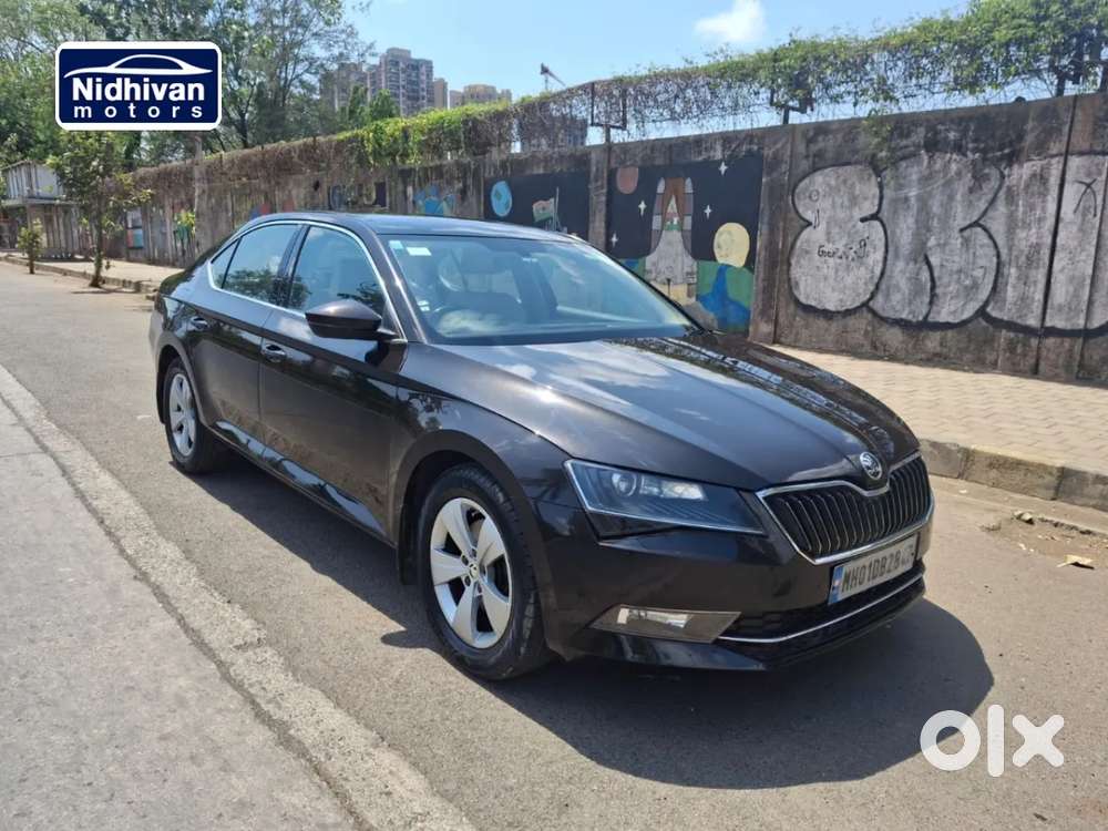Skoda Superb [ ] 1.8 Style Tsi At, 2018, Petrol