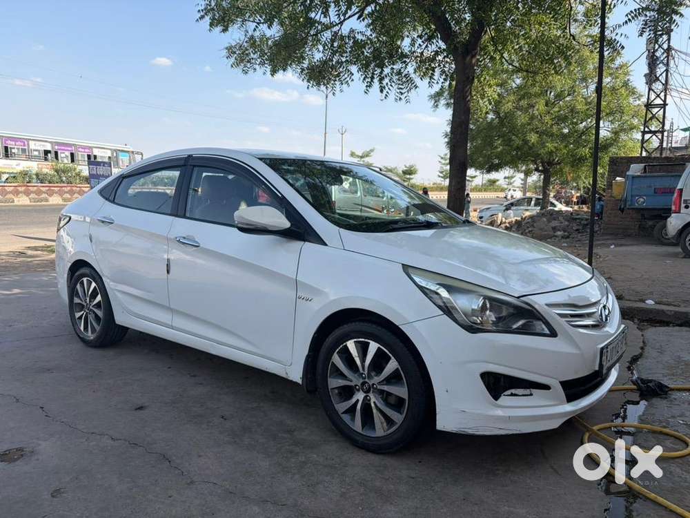 Hyundai Verna 2015 Petrol Well Maintained