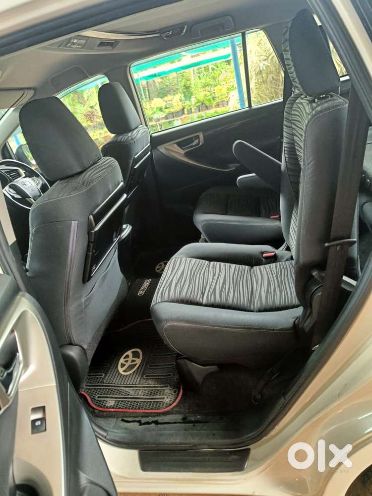 Toyota Innova Crysta 2.4 V, 2017, Diesel