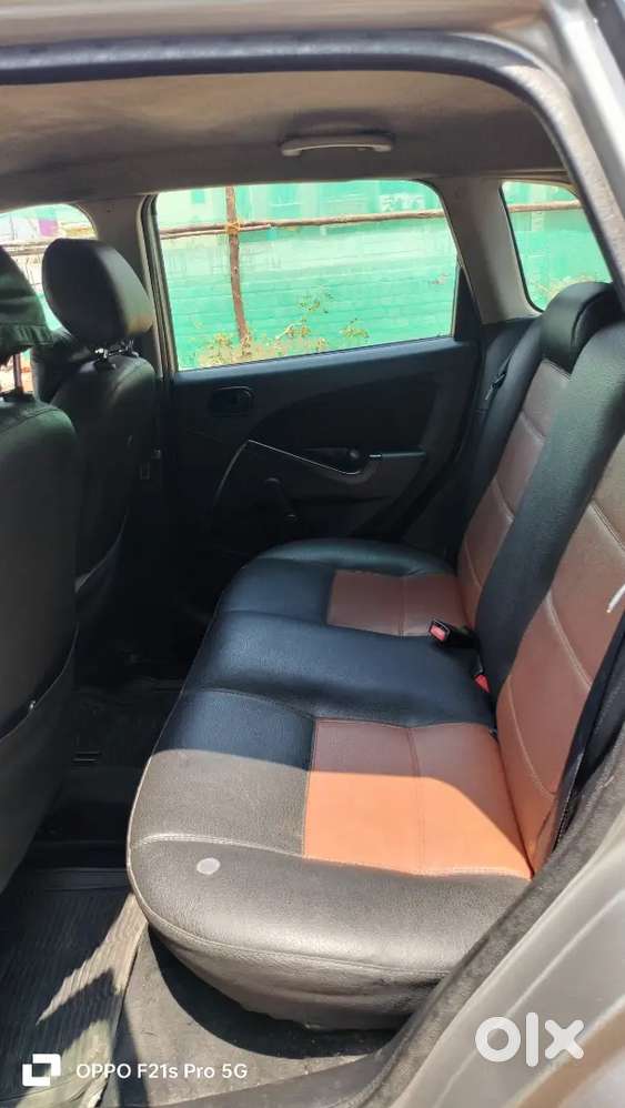 Ford Figo 1.2 Petrol 2010