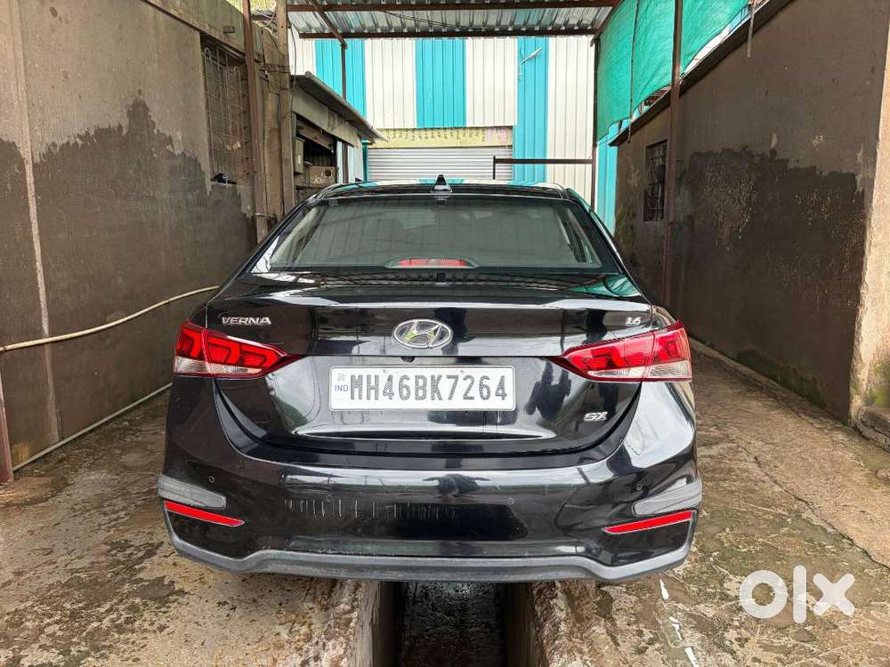 Verna 1.6 Vtvt Black Beauty