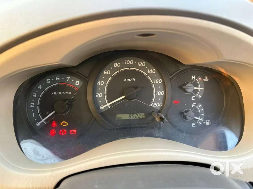 Toyota Innova 2005 Petrol Well Maintained, Very Good Condition