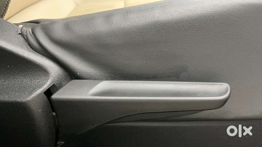 Volkswagen Virtus 1.0 Topline Tsi At, 2023, Petrol