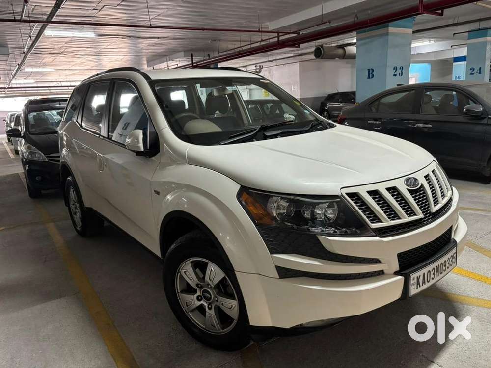 Mahindra Pearl White Xuv500 W8 Diesel 2012 For 6 Lakhs