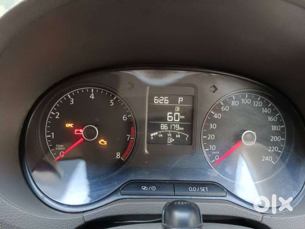 Volkswagen Vento 1.6 Highline, 2016, Petrol