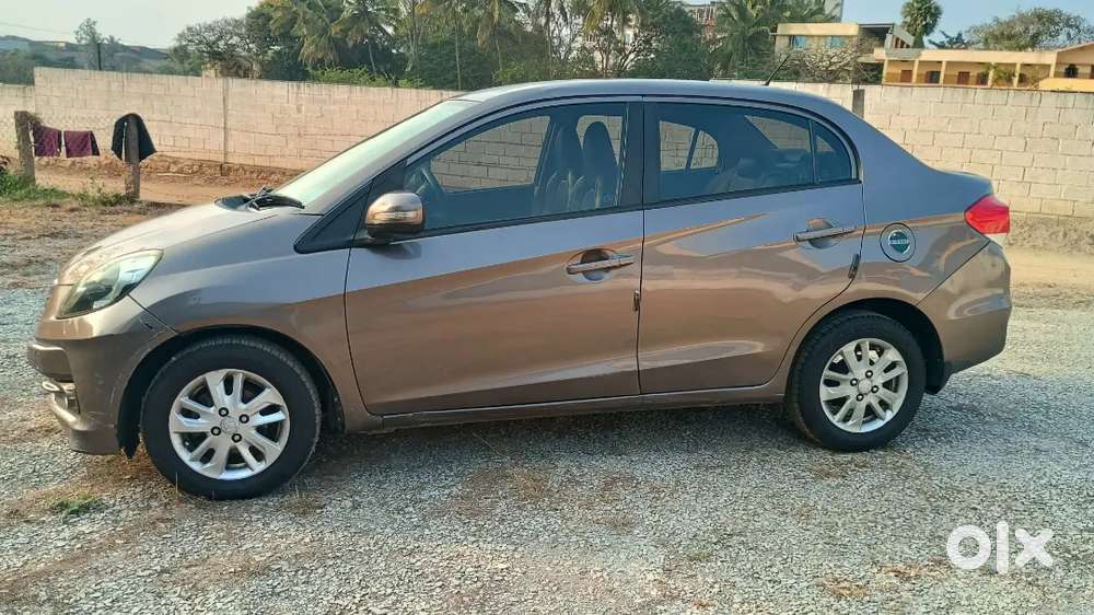 Honda Amaze 2014 Diesel Well Maintained