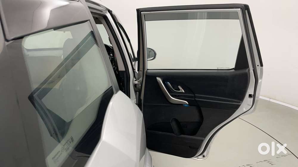 Mahindra Xuv500 W7, 2019, Diesel