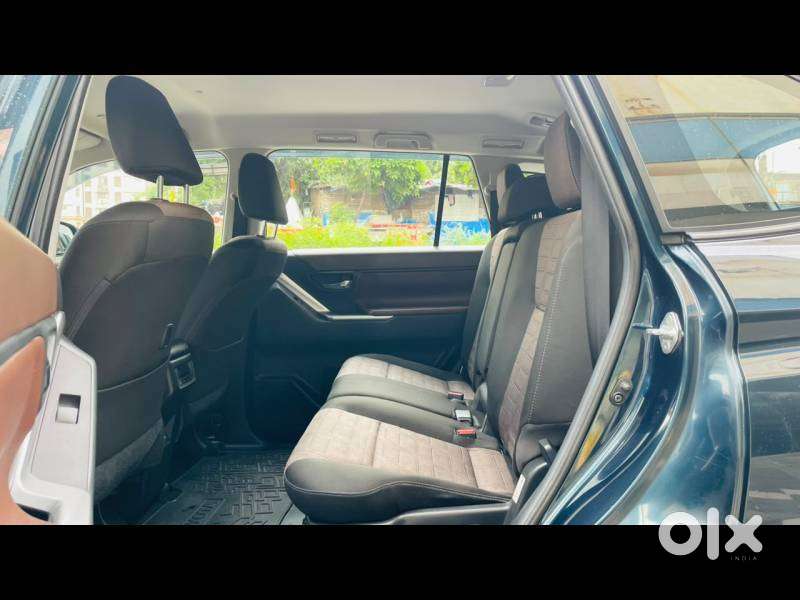 Toyota Innova Hycross Gx (o), 2025, Petrol