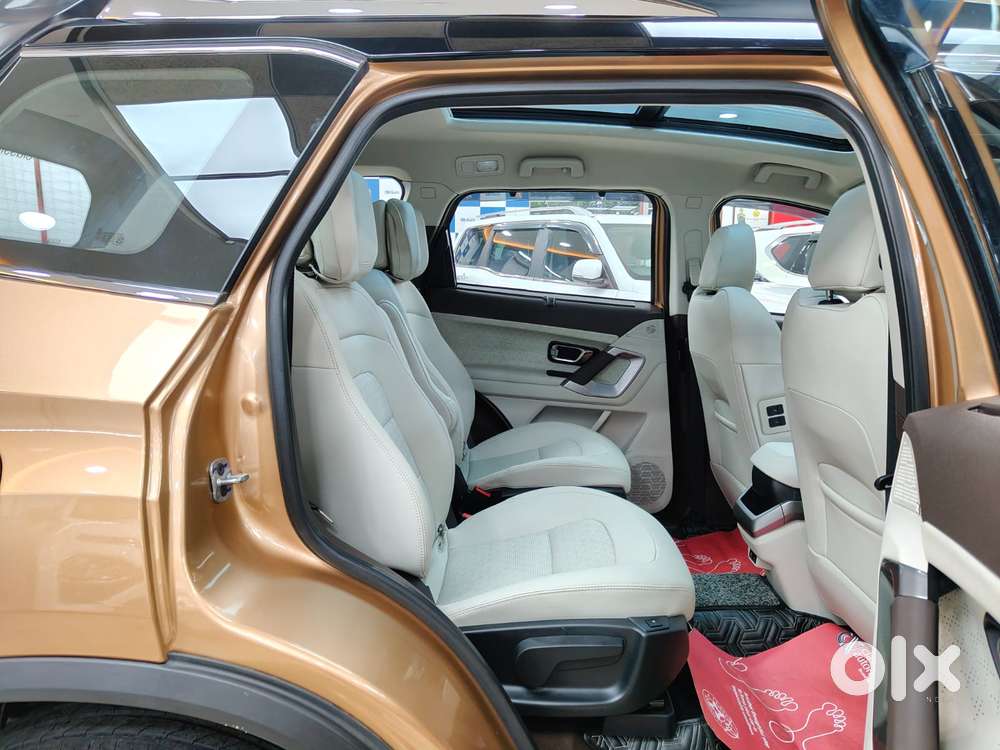 Tata Safari Accomplished Plus Dark Edition, 2024, Diesel