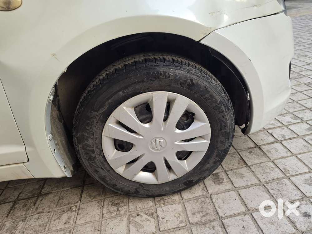 Maruti Suzuki Swift Dzire Lxi, 2009, Petrol