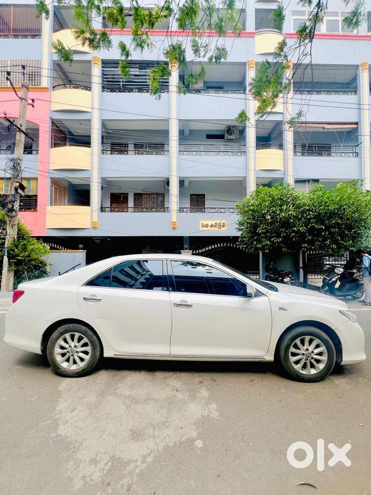 Toyota Camry 2.5 G, 2012, Diesel