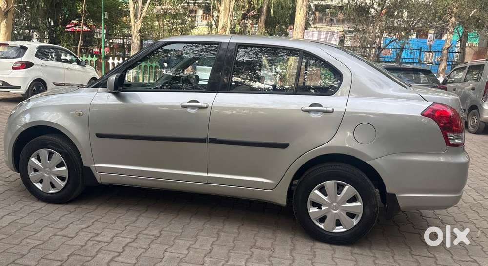 Maruti Suzuki Swift Dzire Vxi Optional, 2011, Petrol