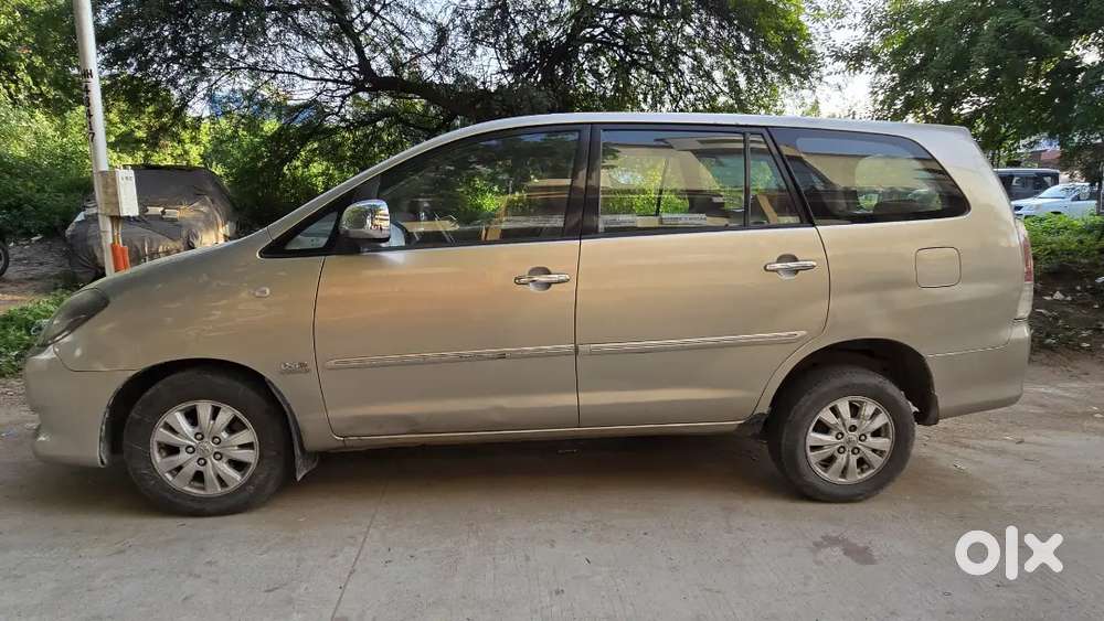 Toyota Innova 2.5 Diesel 2010