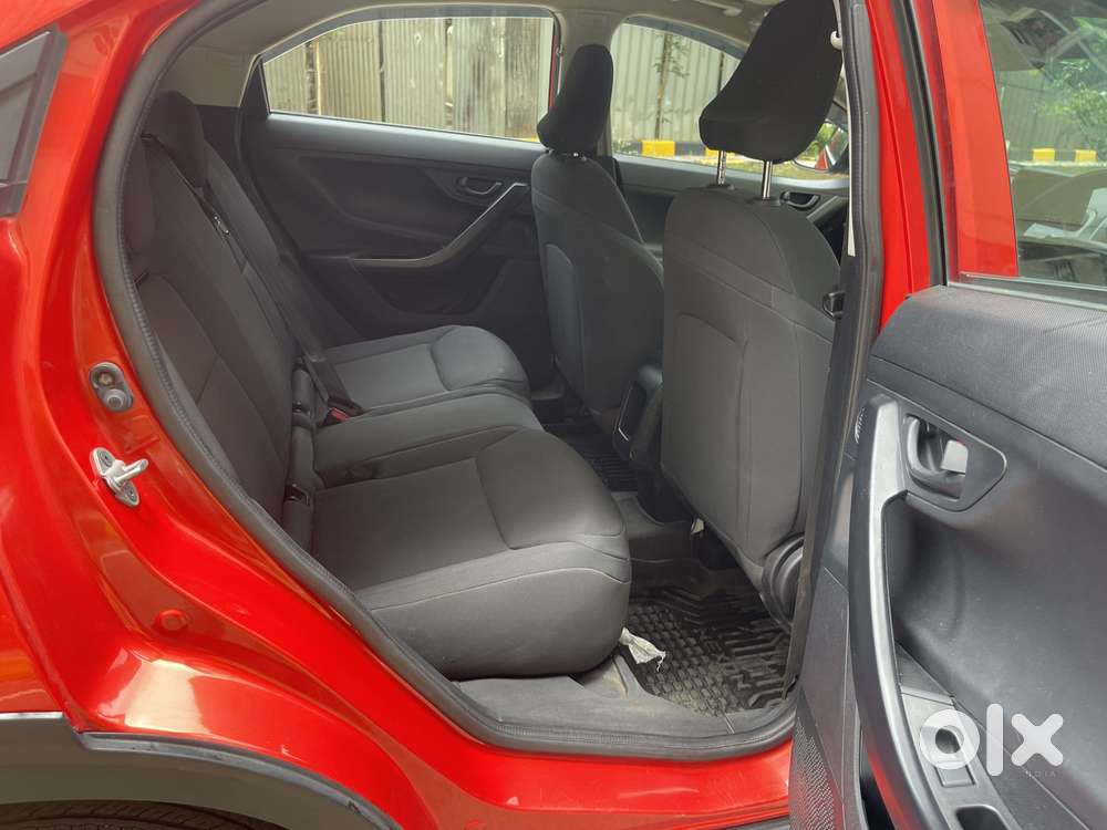 Tata Nexon Smart Plus1.2 Revotron Petrol 5 Mt, 2023, Petrol