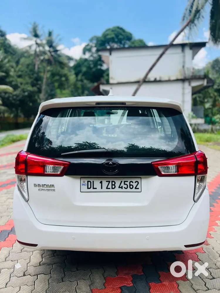 Toyota Innova Crysta 2017 Diesel Manual Model