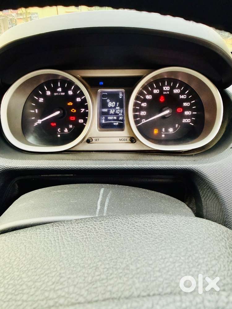 Tata Tiago Petrol 2017