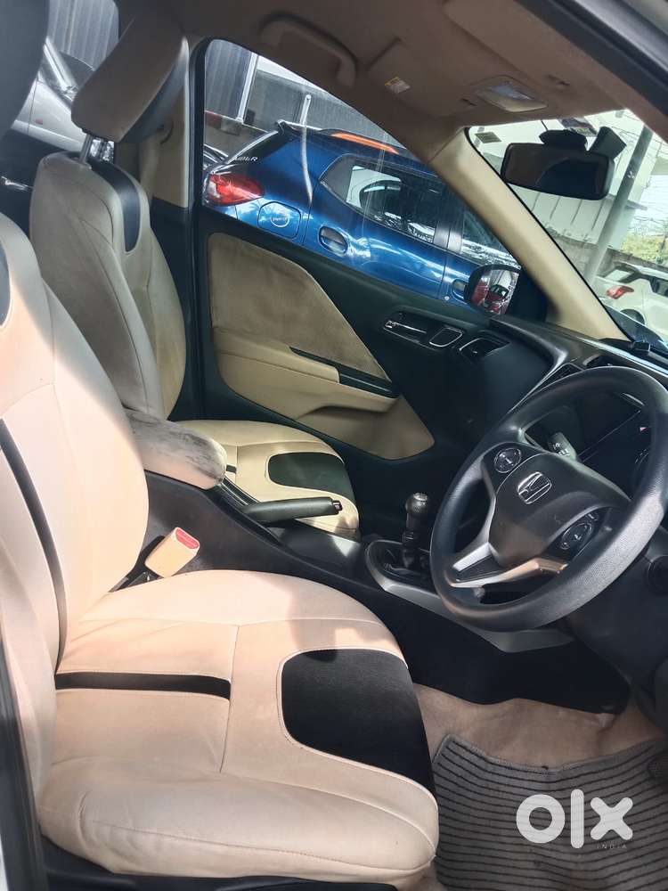 Honda City I-vtec V, 2017, Petrol