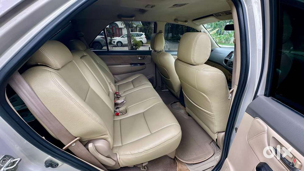 Toyota Fortuner 2011-2016 4x2 At, 2012, Diesel