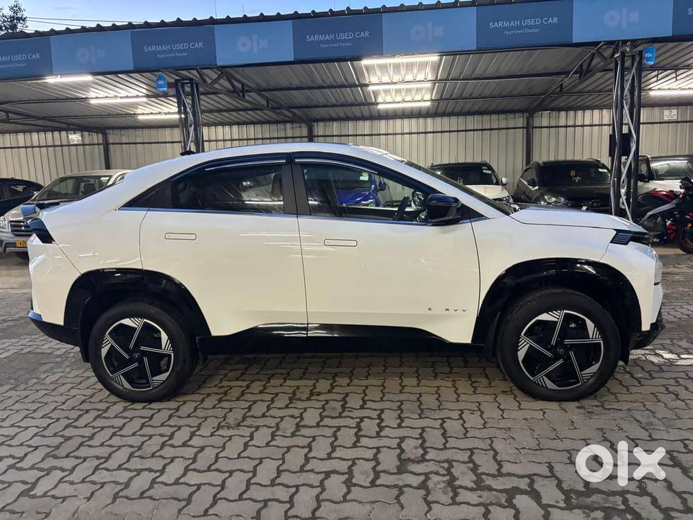 Tata Curvv Pure Plus S 1.2 Revotron Petrol 6mt, 2025, Petrol