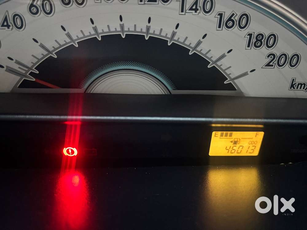 Toyota Etios Liva 2011-2012 G, 2011, Petrol
