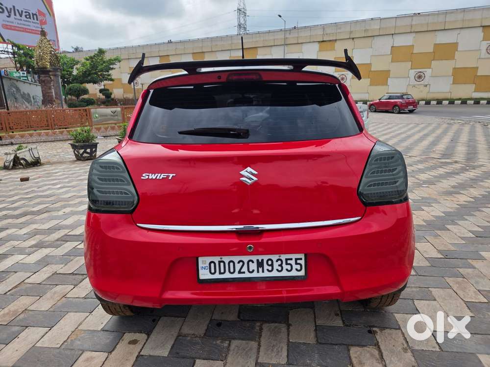 Maruti Suzuki Swift 1.3 Zxi, 2024, Petrol