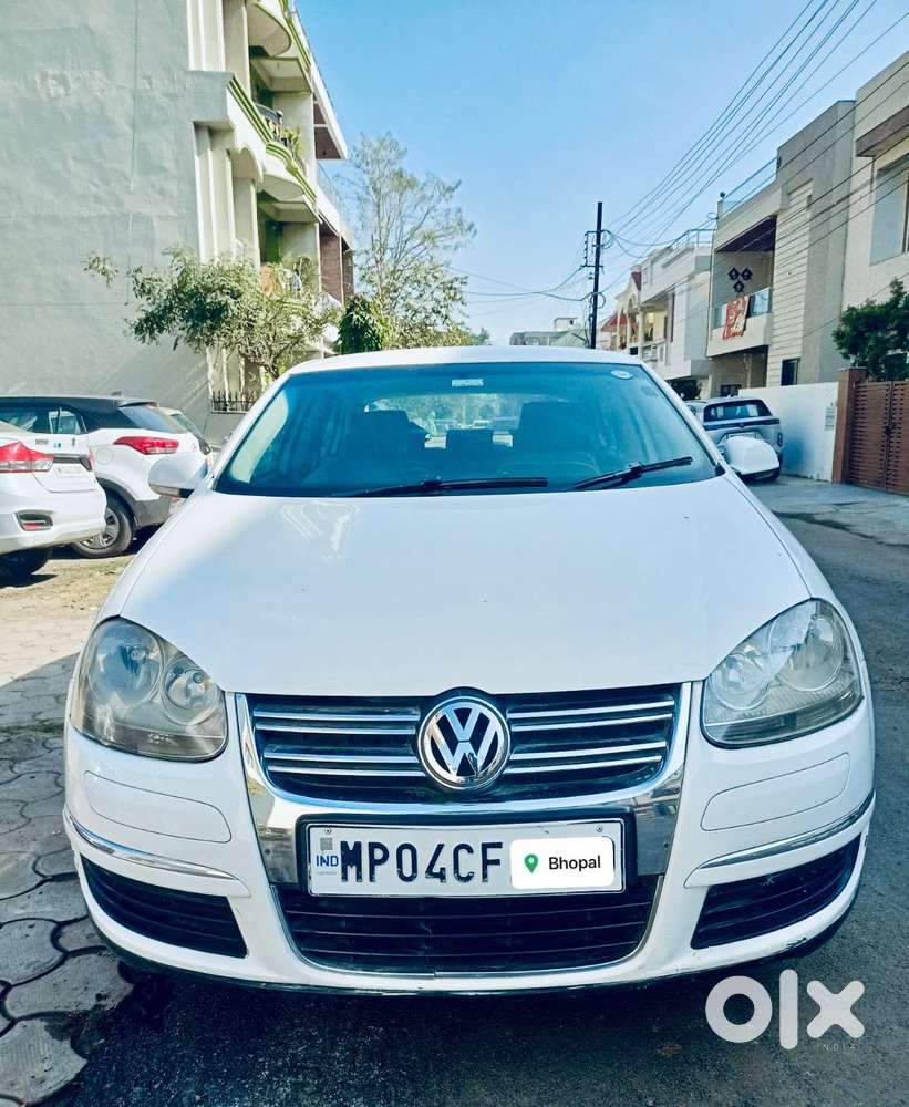 Volkswagen Jetta 1.6 Trendline, 2010, Cng & Hybrids