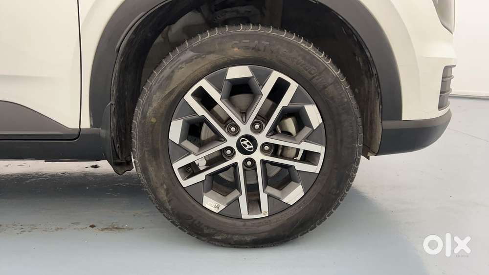 Hyundai Venue 1.0 Sx (o) Turbo Dct, 2022, Petrol