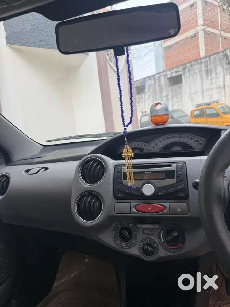 Toyota Etios 2011 Variant