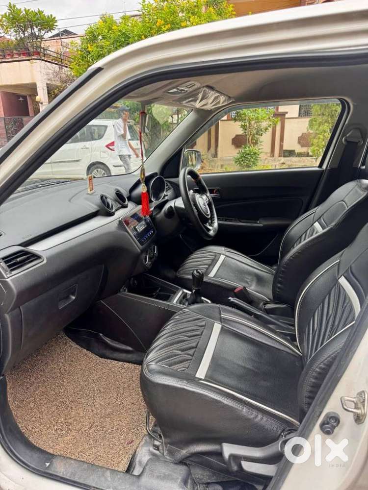 Maruti Suzuki Swift Vxi + Manual, 2021, Petrol
