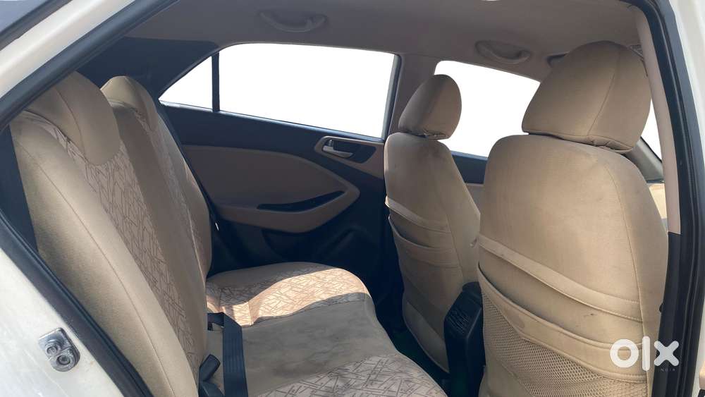 Hyundai Elite I20 Sportz (o) 1.2, 2014, Petrol