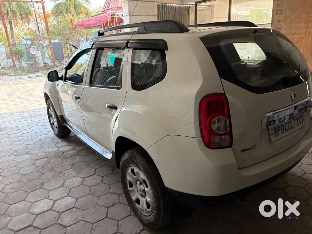 Diesel Gadi Ko Bechna है,स्वयं के द्वारा ही चलाई गई है