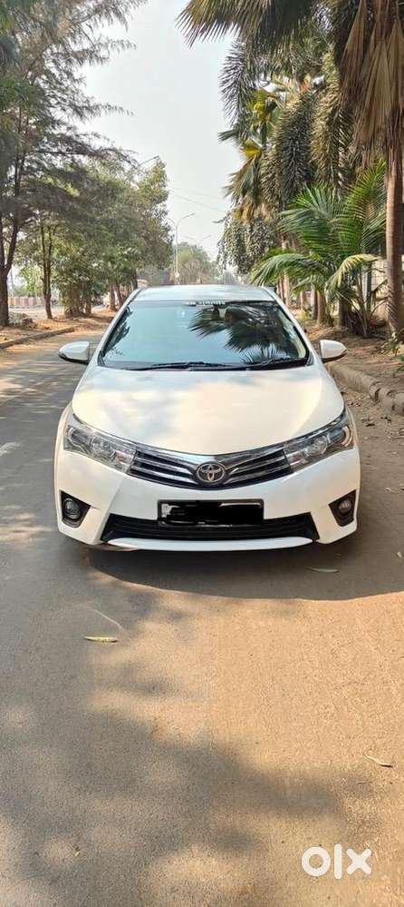 Toyota Corolla Altis 2015 Diesel Well Maintained
