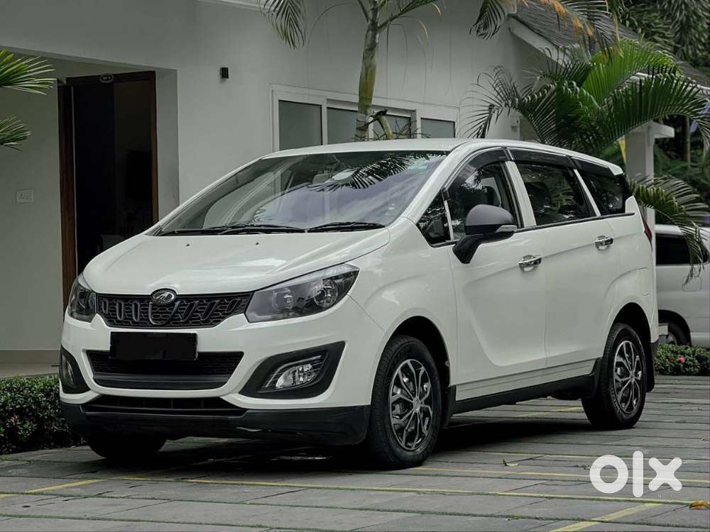 Mahindra Marazzo M2, 2022, Diesel