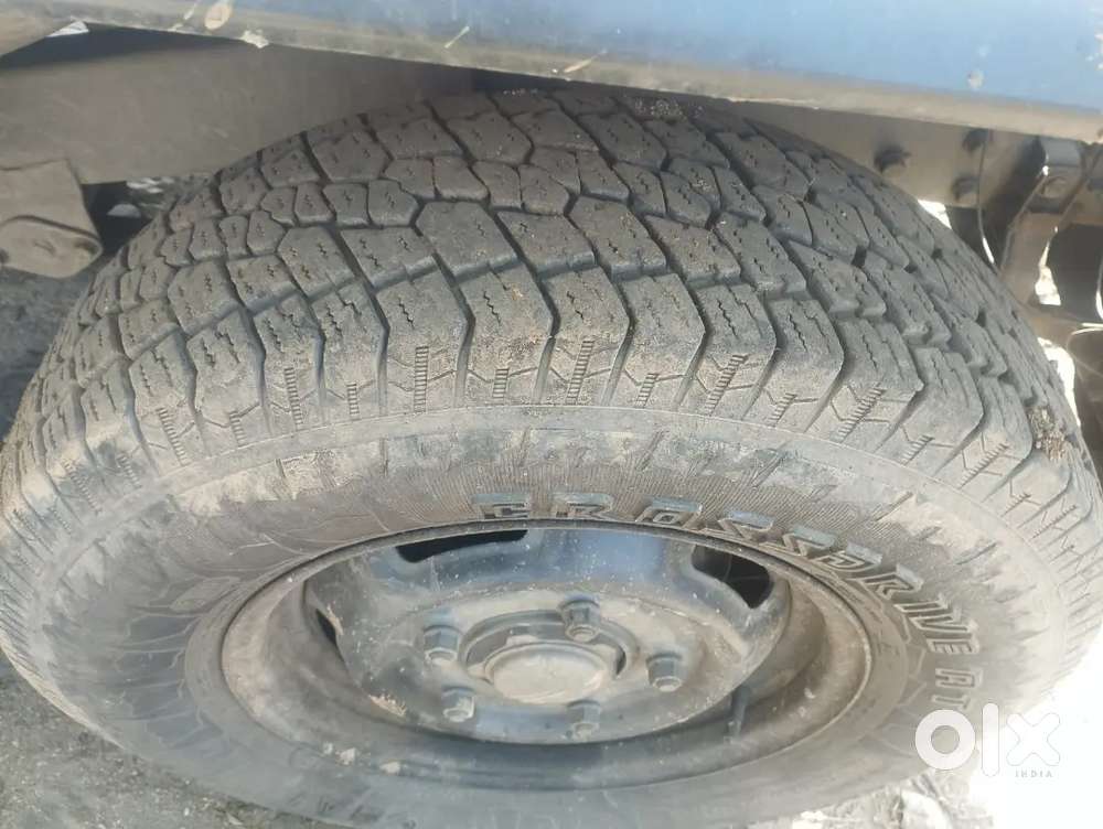 Gadi Full Condition Mein Chro Ter Naya Hai