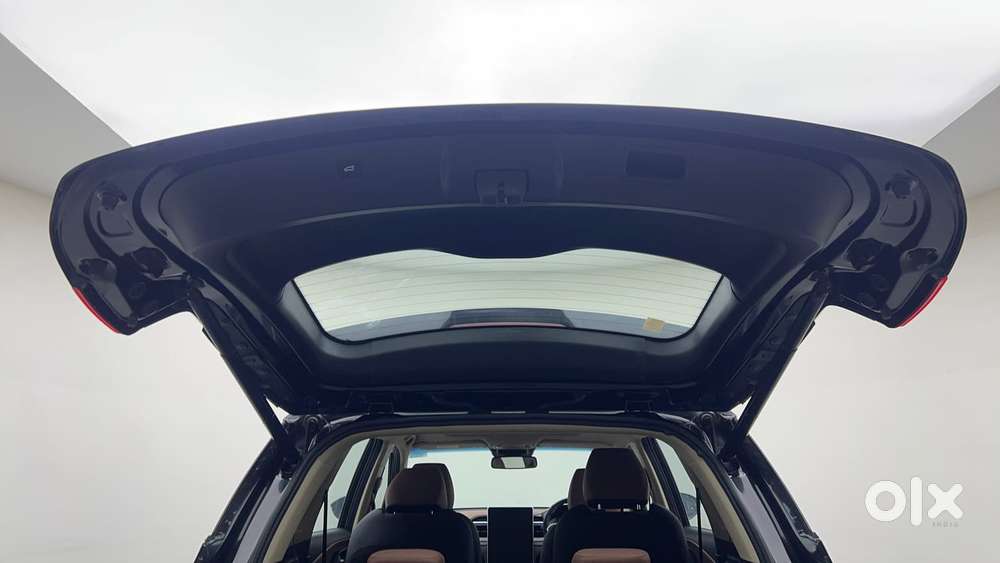 Mg Hector Plus Savvy Pro 1.5 Turbo Petrol Cvt 6 Str, 2023, Petrol