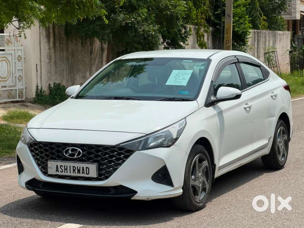 Hyundai Verna, 2022, Diesel