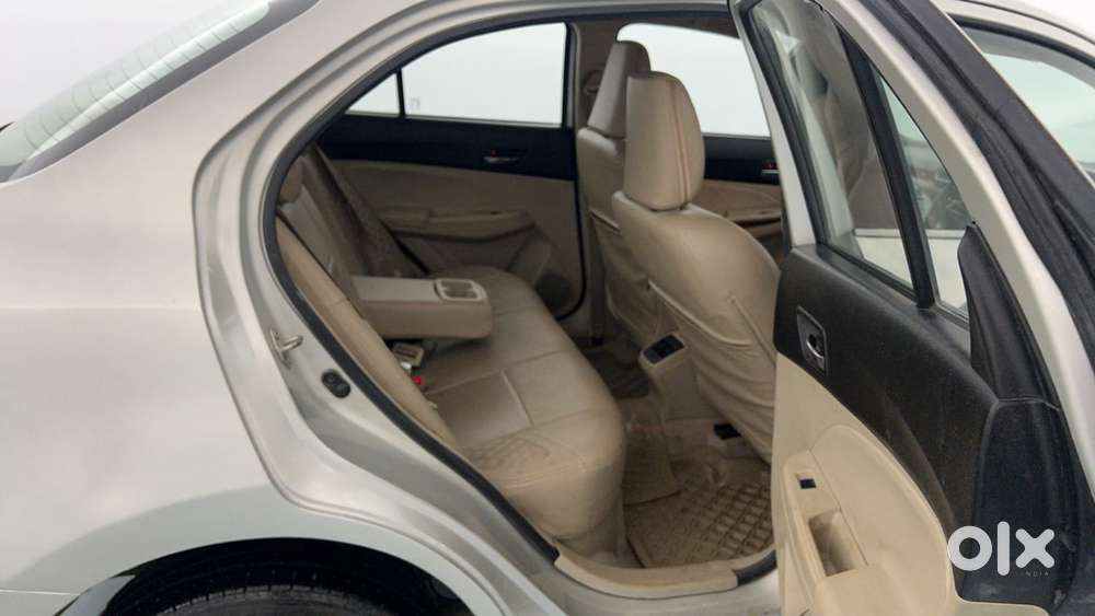 Maruti Suzuki Dzire 1.2 Zxi, 2019, Petrol