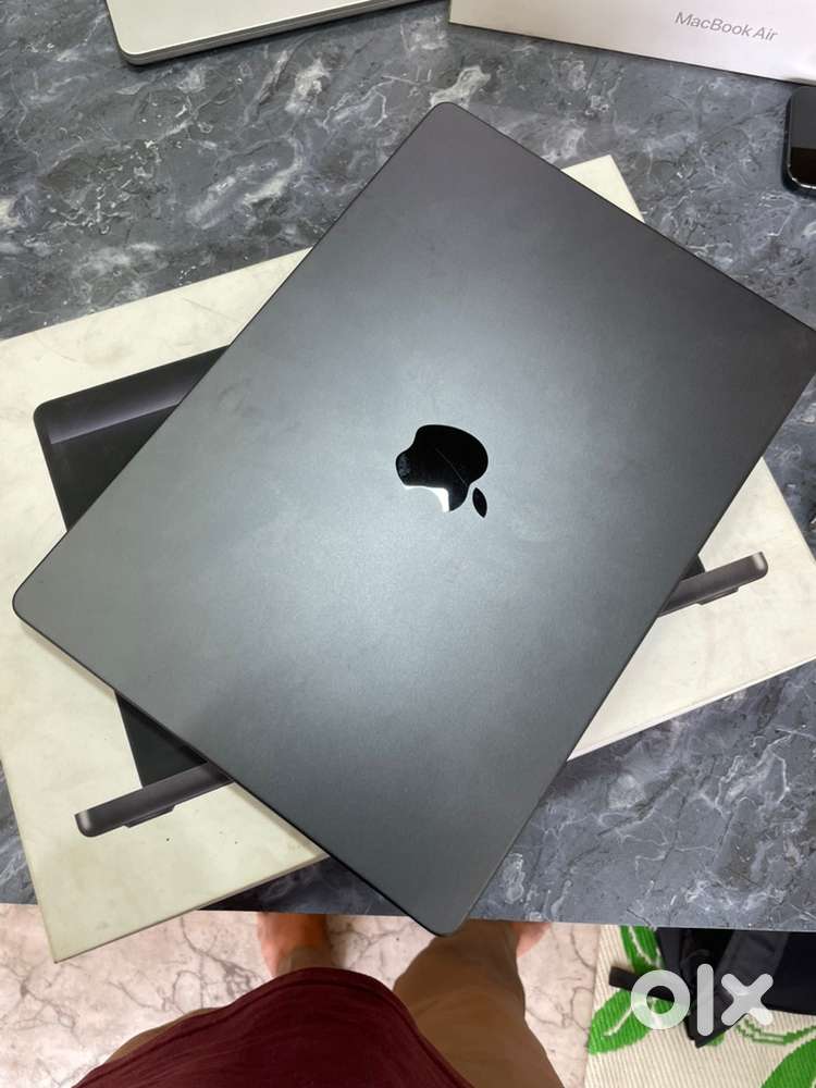 Apple MacBook Pro 14-inch 2025 &ndash; M5 | 16GB RAM | 1TB SSD