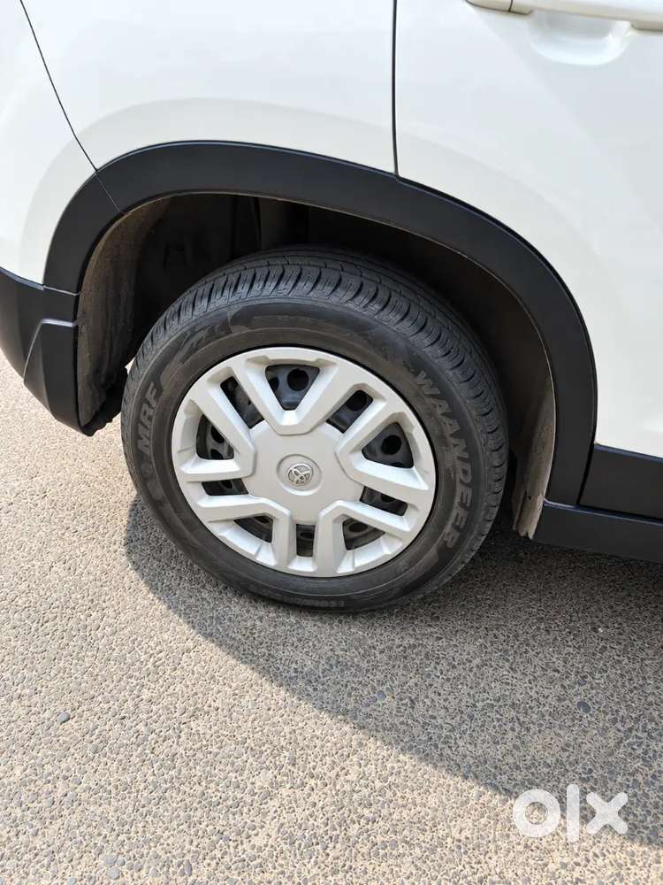 Toyota Urban Cruiser 1.5 Mid 2021